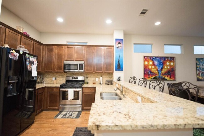 Foto del edificio - 5927 Kansas St