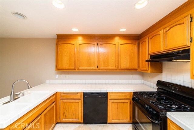 Foto del edificio - 25 Parkman Rd E