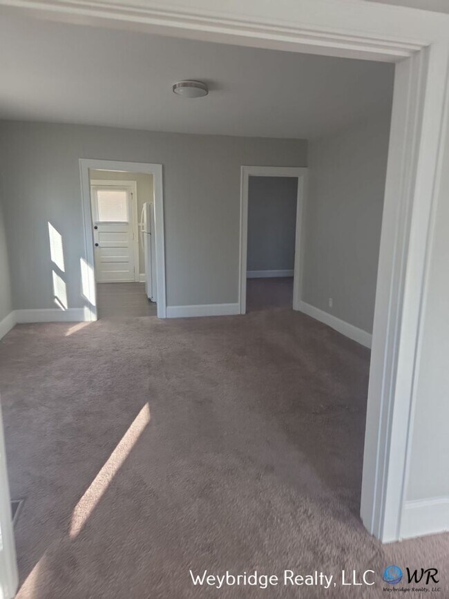 Photo - 2218 Drex Ave Apartment