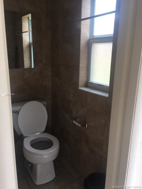 Foto del edificio - 13770 NE 20th Pl