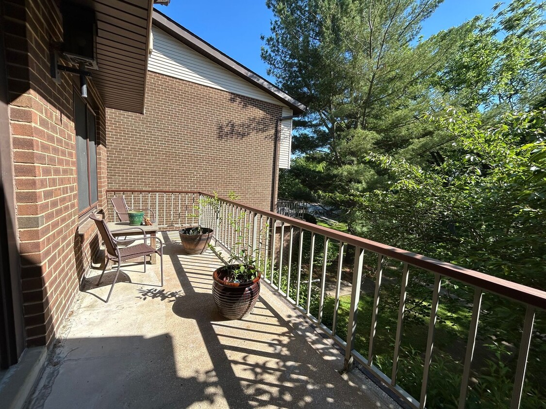 Building Photo - 4928 W Brigantine Ct