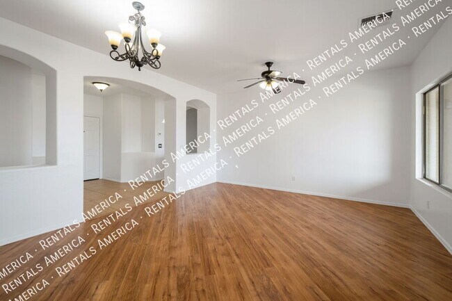 Foto del edificio - 9612 Tangerine Rd