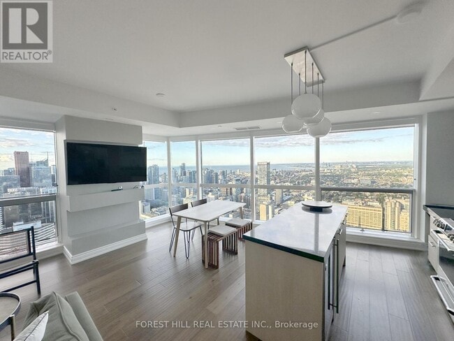 Photo du bâtiment - 388-6388 Yonge St