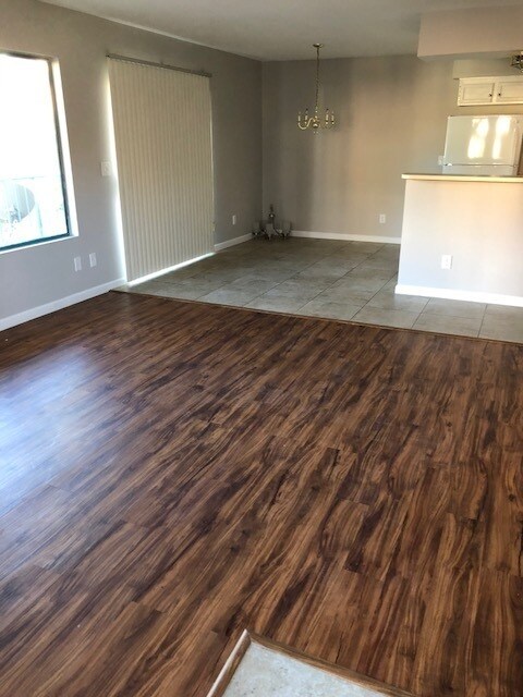 Foto del edificio - A Cozy 2 bedroom 2 bathroom with patio dow...