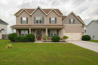 Building Photo - 123 Saw Grass Dr