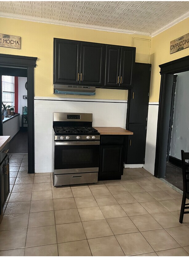 Cocina - 283 Clifton Ave