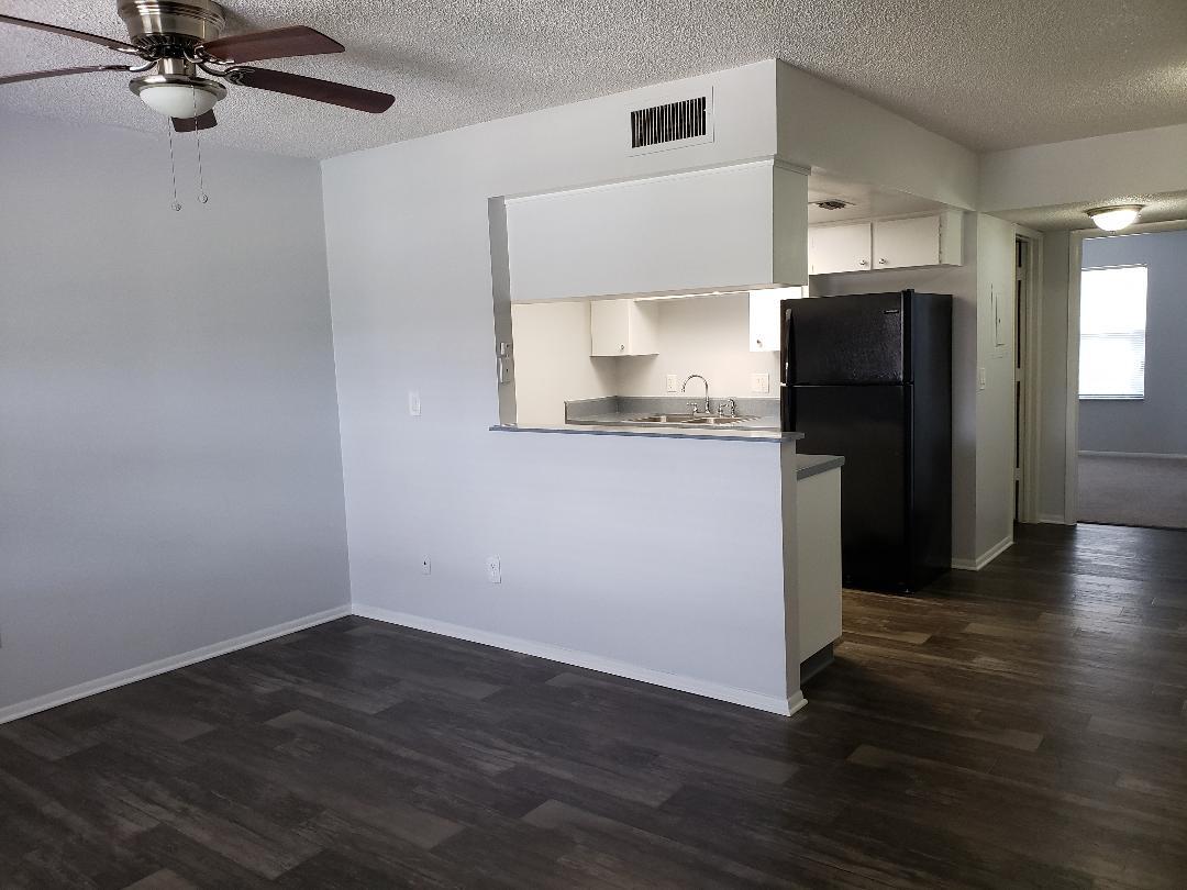 Foto principal - 3491 62nd Ave N