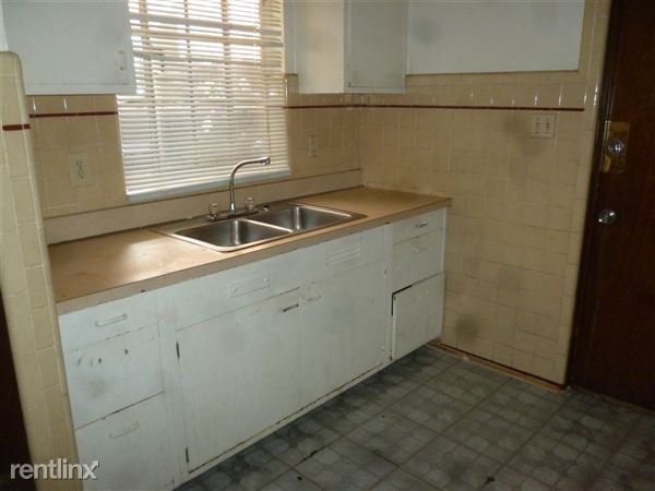 Building Photo - 14793 Saint Marys St