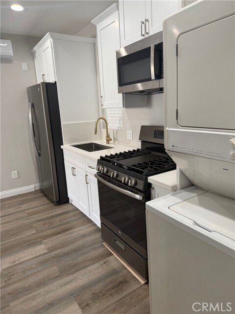 Foto del edificio - 453 W Grevillea St