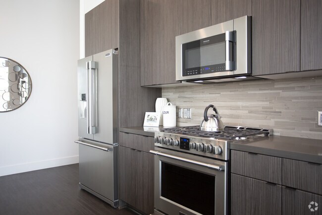 2HAB, 2BA - 1,665 ft² - Apex and Alina