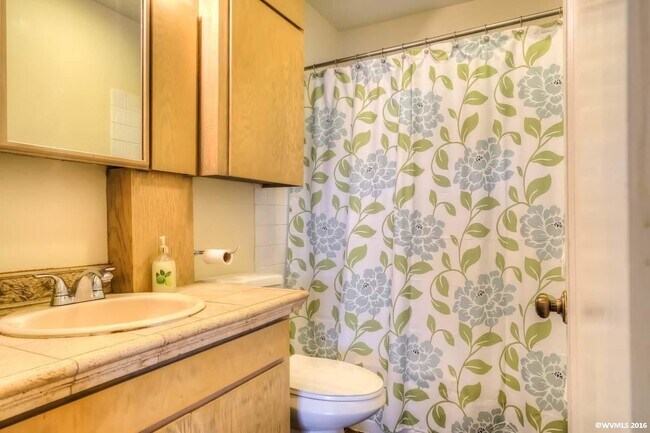 Foto del edificio - Charming bungalow at 30th and Harrison