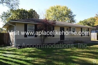 Building Photo - 16701 E 3 Terrace N