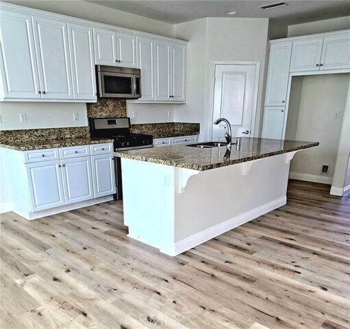 Building Photo - 25478 Temescal Valley Ln