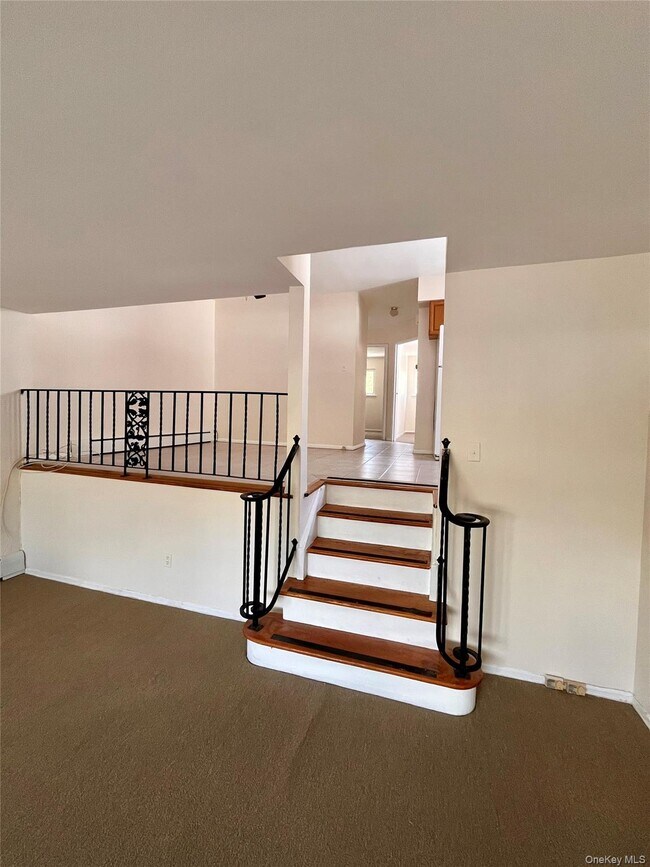 Foto del edificio - 34-16 Brookside St