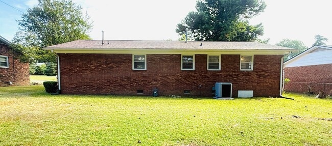 Building Photo - Savoy Heights