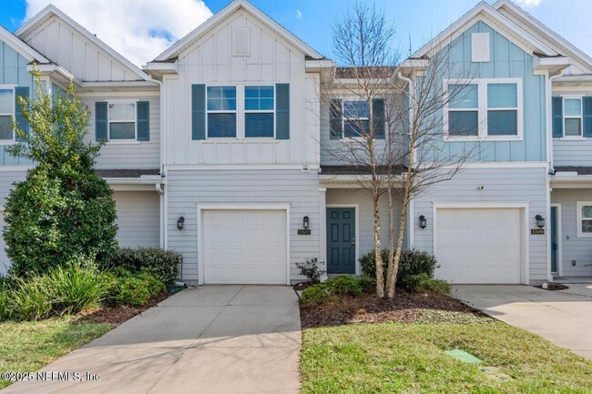 Foto del edificio - 12692 Josslyn Ln