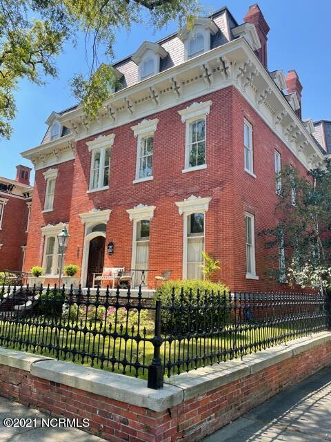 Primary Photo - 202 S 3rd St