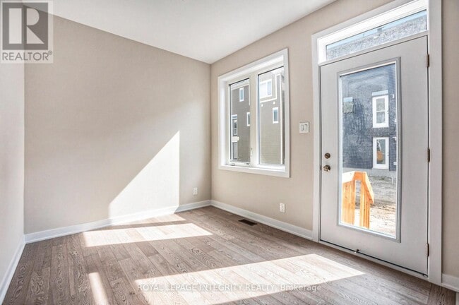 Building Photo - 436 Epoch St