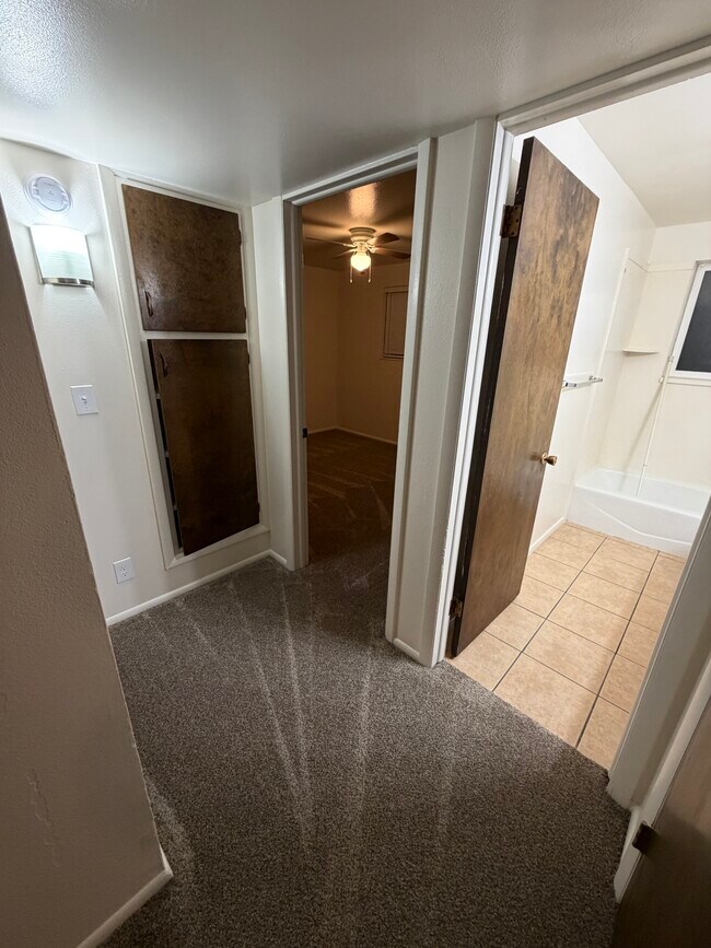 Foto del edificio - 143 E 1100 S