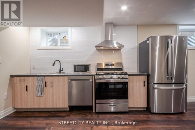 Photo du bâtiment - 1253 Howlett Cir