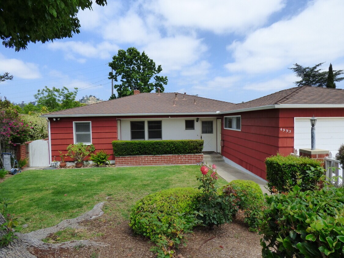 Primary Photo - Gorgeous 4 BR / 2 BA La Mesa House at foot...
