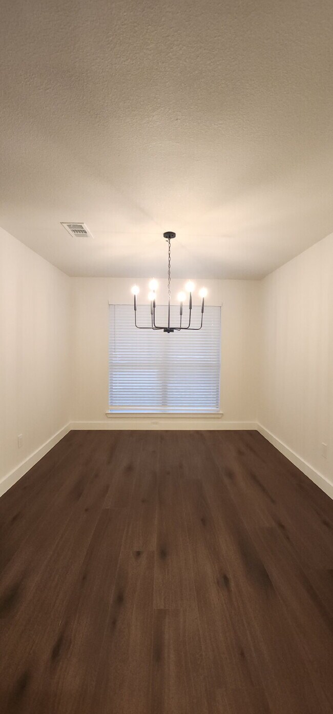 Foto del edificio - 1112 Concord Dr