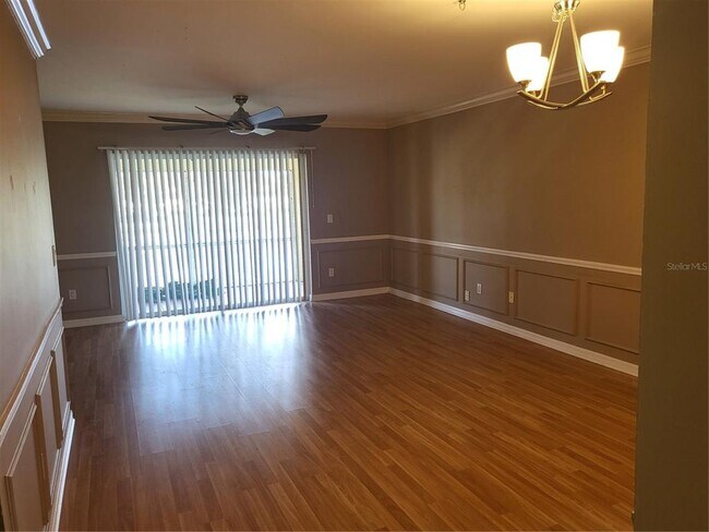 Foto del edificio - 10350 Carrollwood Ln
