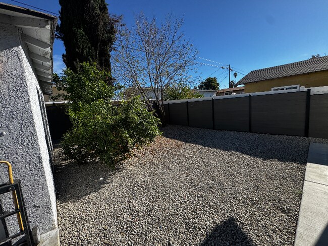 Foto del edificio - 7367 Golondrina Dr