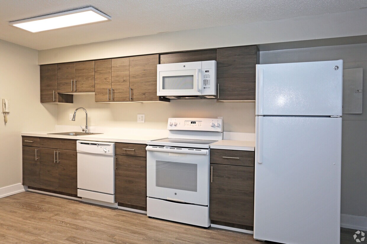 Hampton Gardens Apartments in Philadelphia, PA