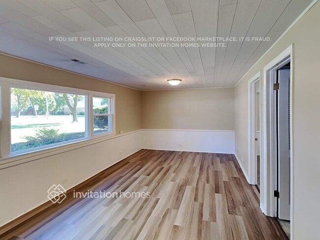 Foto del edificio - 404 S Crestwood Ln