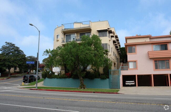 Foto del edificio - 10394 Rochester Ave