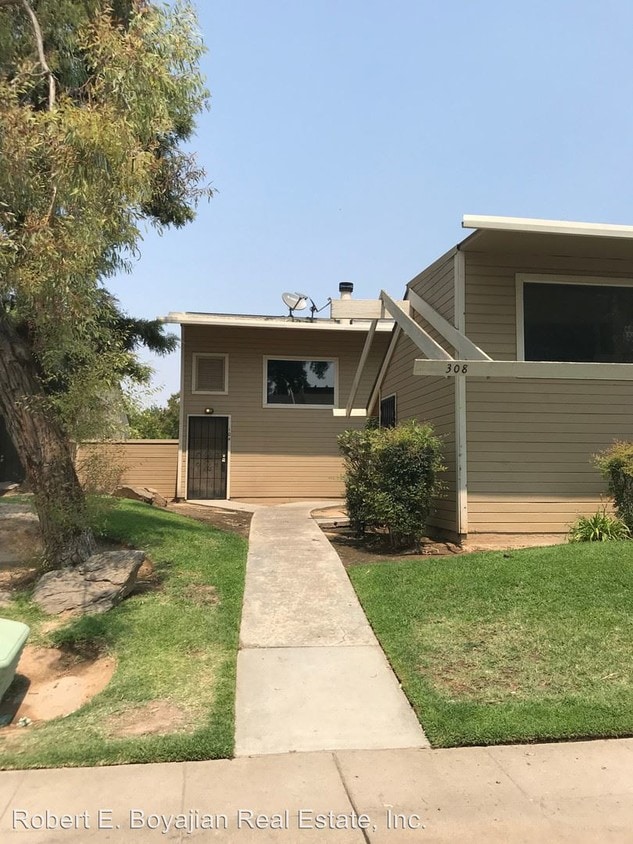 308 E El Paso Ave Unit 101104, Fresno, CA 93720 Condo for Rent in