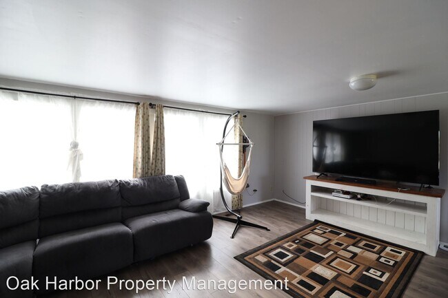 Foto del edificio - 4 br, 2 bath House - 670 Ne 7th Ave