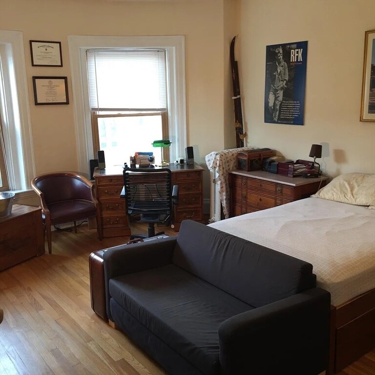 Primary Photo - 1091 Boylston St