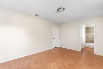 Building Photo - 1018 Glendale St