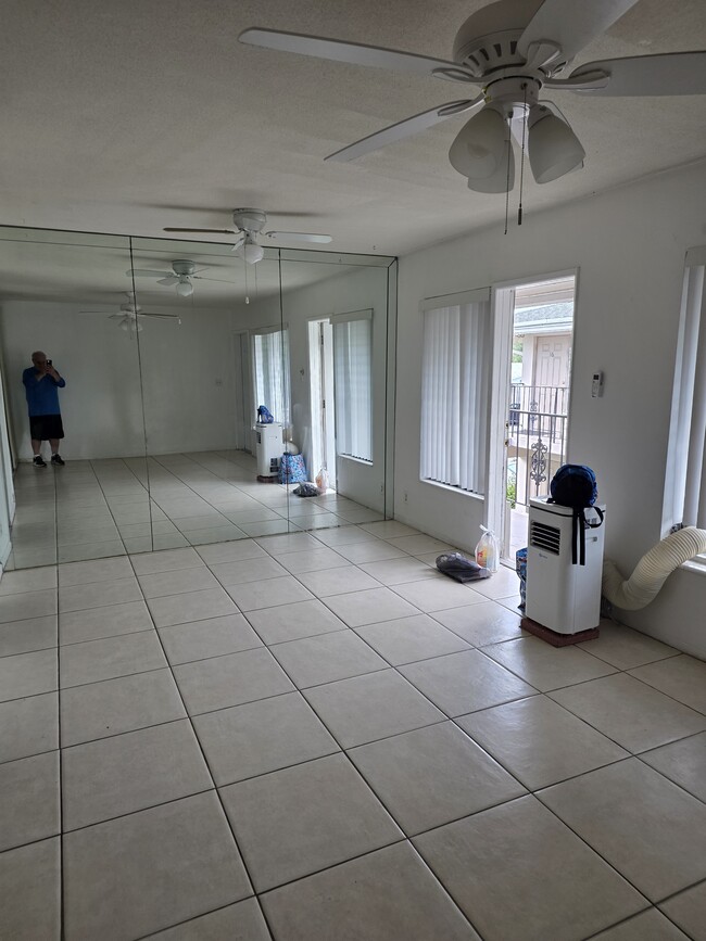 Foto del edificio - 3870 NE 22nd Way