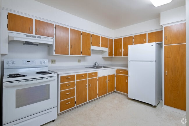 2HAB, 1BA - 1,000 ft² - Monona Lakeview