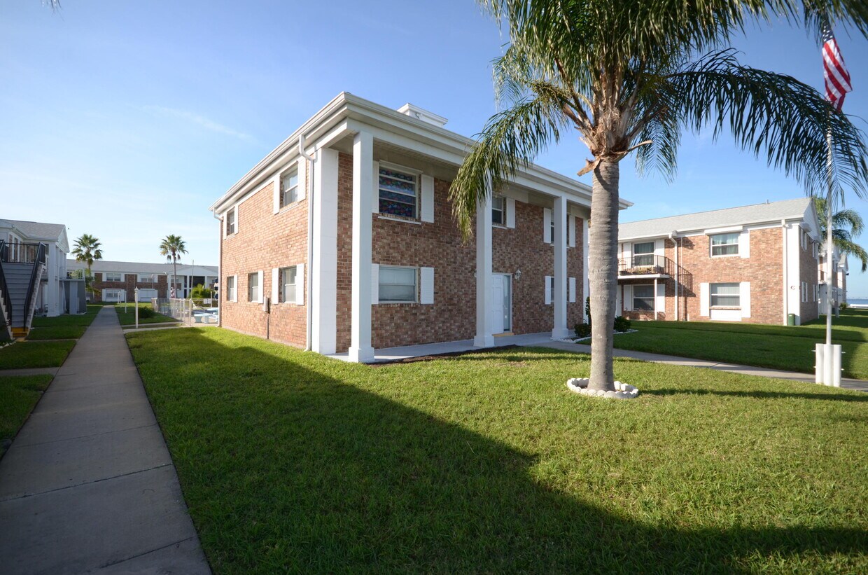 Foto principal - 190 E Olmstead Dr