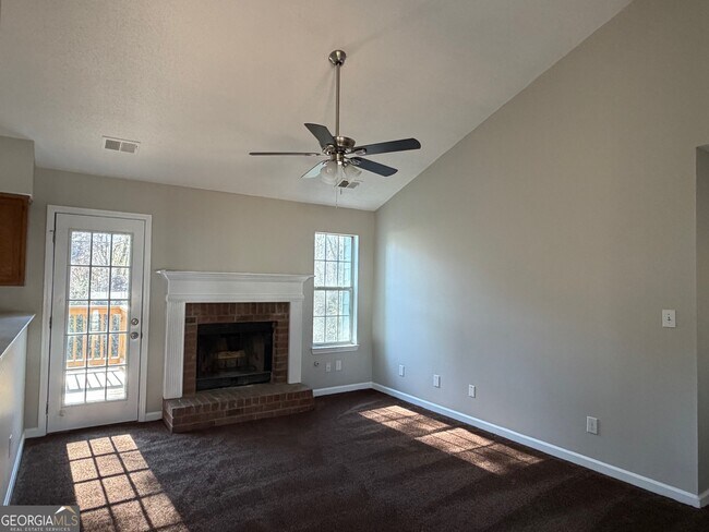 Foto del edificio - 11147 Lenox Dr