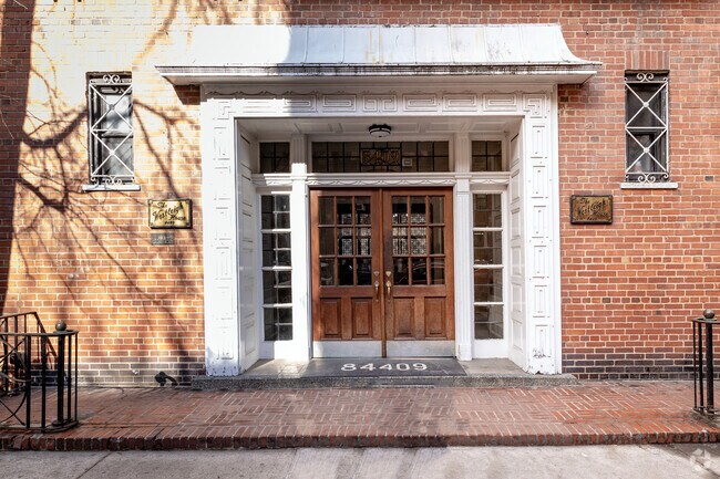 Entrada - The Westleigh House