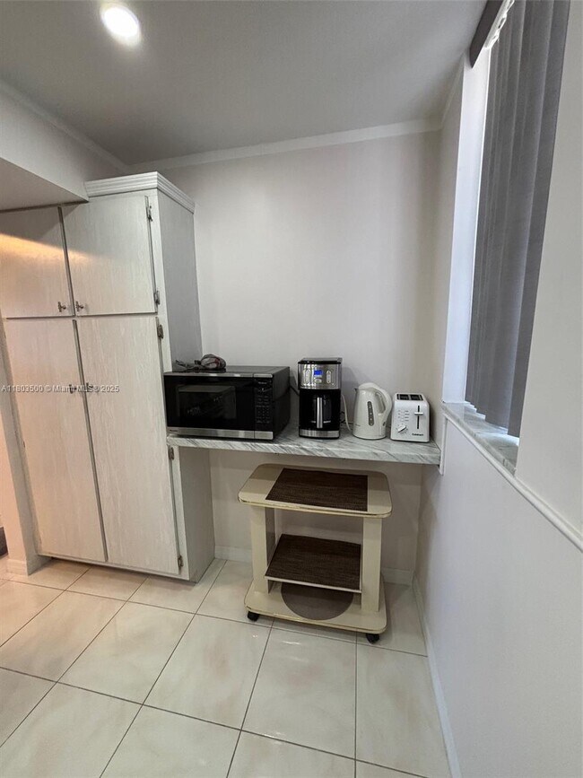 Foto del edificio - 2859 Leonard Dr