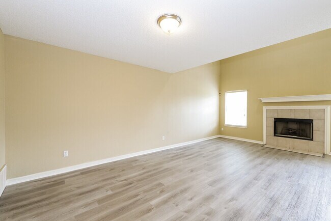 Foto del edificio - 4841 Quarry Rd