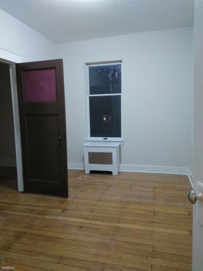 Foto del edificio - 7145 68th St