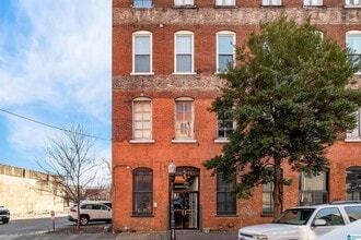 Building Photo - 2311 Morris Ave