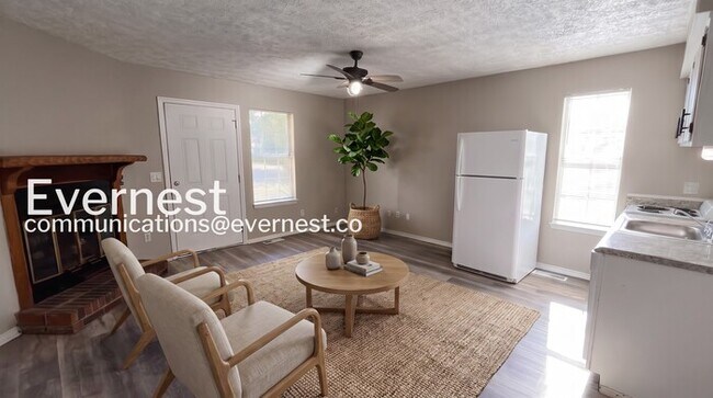 Foto del edificio - 3392 Shadowlawn Dr
