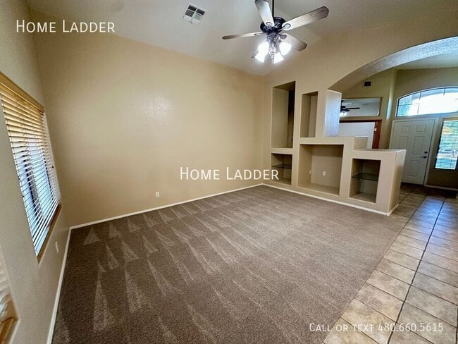 Foto del edificio - 1100 E Nunneley Rd