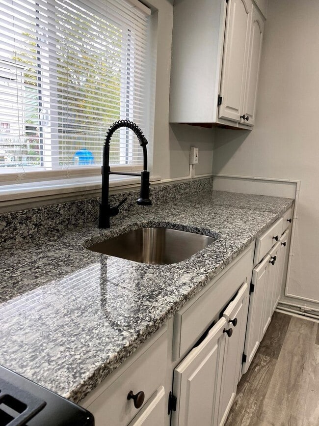 Photo - 22 4th St Apartment