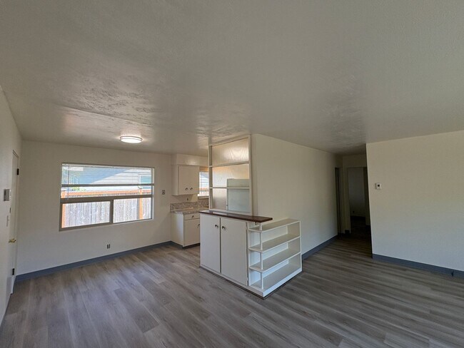 Foto del edificio - 2 Bedroom Near Harlow