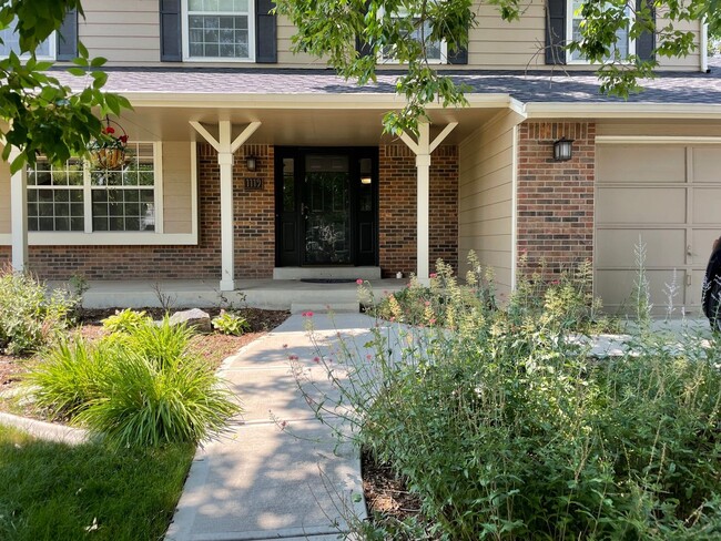 Building Photo - Beautiful Home in Golden Meadows!