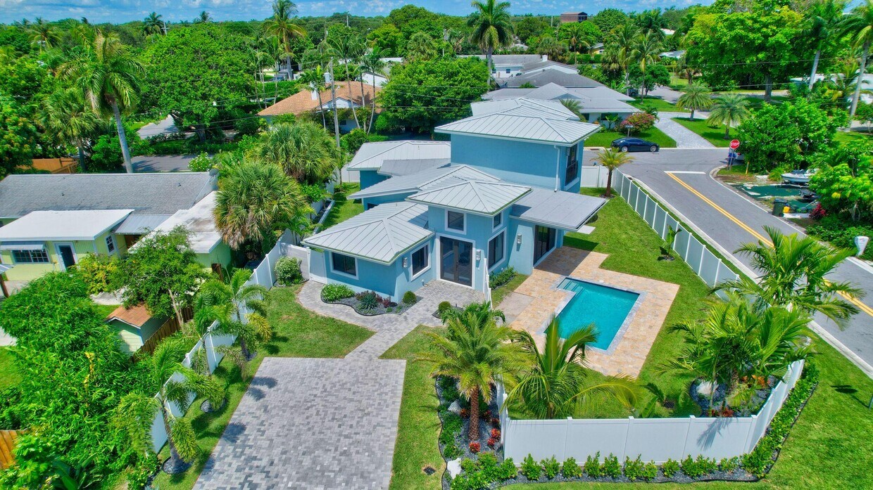 Foto principal - 118 S Swinton Cir